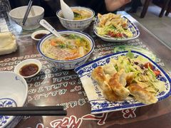 -长人馄饨铺(解放街店)