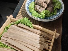 -尚尚仙·酸汤猪手·猪肚鸡火锅(华联万柳购物中心店)