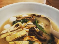 野山菌土鸡米线-云味馆·云南菜·云南米线(景田店)