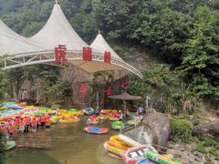 -虎啸峡漂流