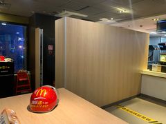 -麦当劳(百荣世贸商城店)
