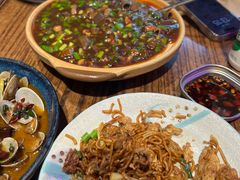 -蚝堡海鲜·威海菜·海肠捞饭·烧烤·亚洲吃蚝公司(幸福门店)