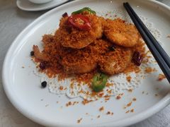 -荣誉海鲜酒楼(海湾店)