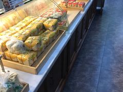 面包甜点陈列柜-清真全盛斋传统糕点(西羊市店)