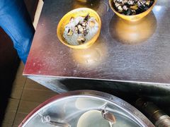 -正宗李家土鸡米线店