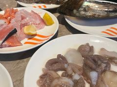 -V-ONE西雅图海鲜自助餐厅(仓山万达广场店)