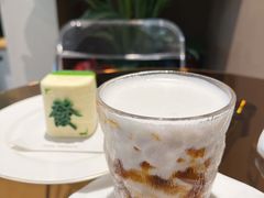 -Fridi Patisserie Cafe