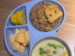 -蜜桃餐厅·伴山(绿宝广场店)