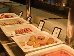 -元一希尔顿酒店·鲜切牛肉火锅禅自助餐厅