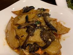 红蘑土豆片-七菜馆·东北菜·蒸饺(文体路店)