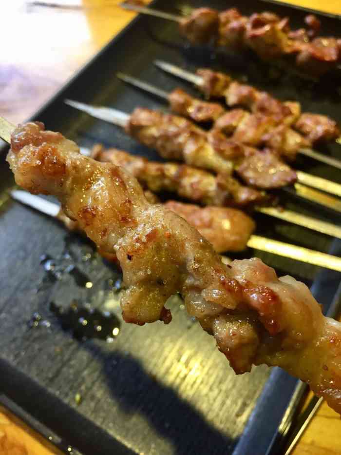 1人赞四月浅水2018年5月14日打分06100/人肉串够大 三个人花了三百