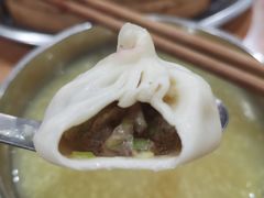 -清真老铁家灌汤包