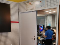 -麦当劳(玉桥中路店)