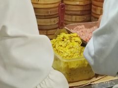 -莱莱小笼·乔艾