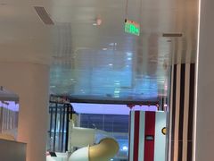 -涨巢·潮玩水疗局