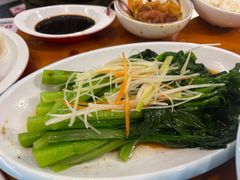 白灼菜心-客临百思德·东北特色馆(龙湖时代天街店)