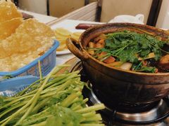 招牌家鸡煲-渝君重庆火锅(嘉宾路店)