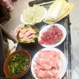 今晚吃撑了，火锅太过瘾