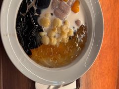 -RUXU入续糖水铺与包(卓悦中心店)
