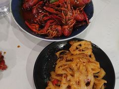 -鑫郭氏·南昌20年大排档·小龙虾羊蝎子(潮阳里店)