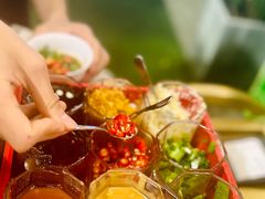 -禄婶鸡煲·打边炉