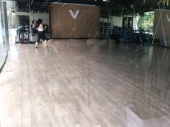 -威克健身游泳(万菱汇店)