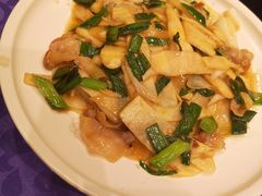 肉片炒春笋-民间瓦缸煨汤館(嵩山路店)