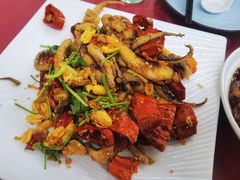 脆椒辣鱿鱼-兴国苑酒店