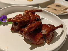 烤乳鸽-炳胜品味(海印总店)