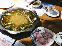 -7号院街鲜鱼府·涮烤一体(酒城华府总店)