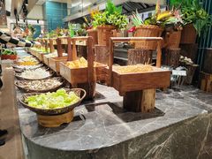 -金马门国际美食百汇(珞喻路店)