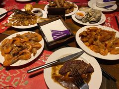 -四海一家自助餐(益田假日广场店)