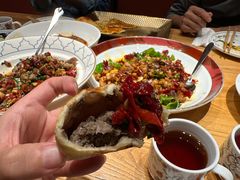 -幸福的烤包子·新疆菜