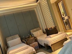 -浅深(世茂滨江精品店)