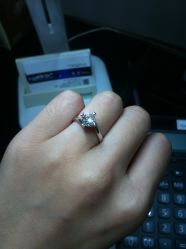 -威德钻石-克拉钻大本营(南京东路店)