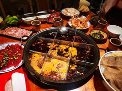 -周小明火锅(黑金冠社区店)