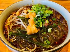 炸酱酸辣粉-三十三碗黄牛肉面(东原1891店)