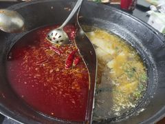 -重庆故事姊妹老火锅(财经学院店)