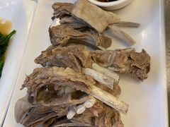 精品手扒羊排-那达慕蒙古风味酒楼
