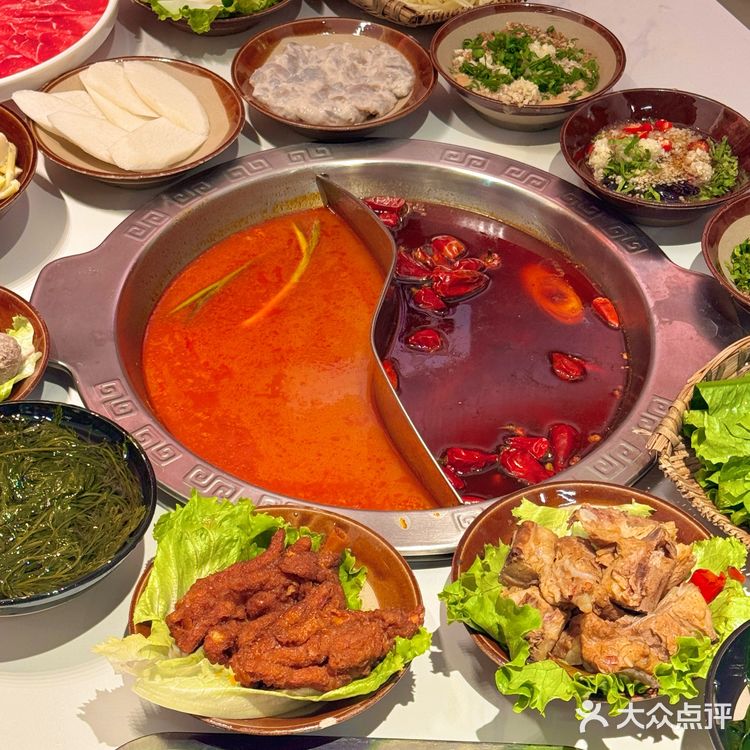 在西安！5️⃣天吃3️⃣次的老火锅！🤤