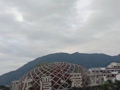 -亚龙湾中心广场