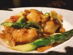 -穹六人间 people 6(岳阳路店)