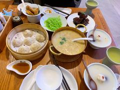 鲜肉小笼-苏小柳手工点心(人民广场分院)