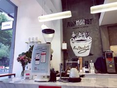 -red donkey coffee
