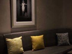 -wineapp葡萄酒餐吧(外滩金融中心店)