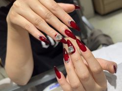 -艾珂·美甲美睫