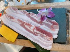 -哈哈碳都·牛肋条无限自助烤肉(台江万达店)