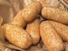 -宽板凳老灶火锅(台湾街店)