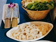 -鲜念蒸汽石锅鱼(红山6979店)