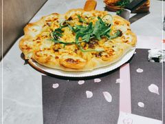 -必胜客(尹山湖歌林公园店)